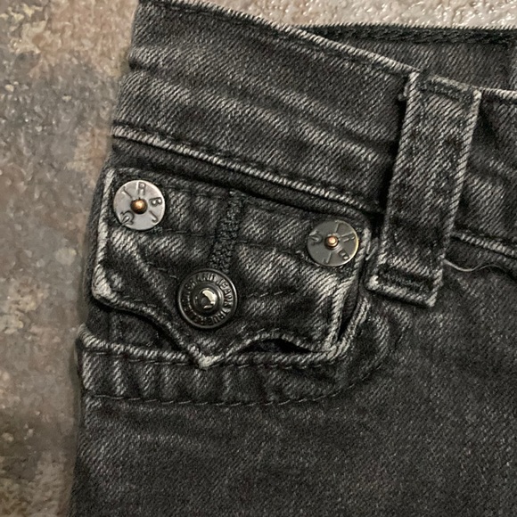 True Religion Slim Fit Black Jeans. Size 4 - Picture 4 of 9